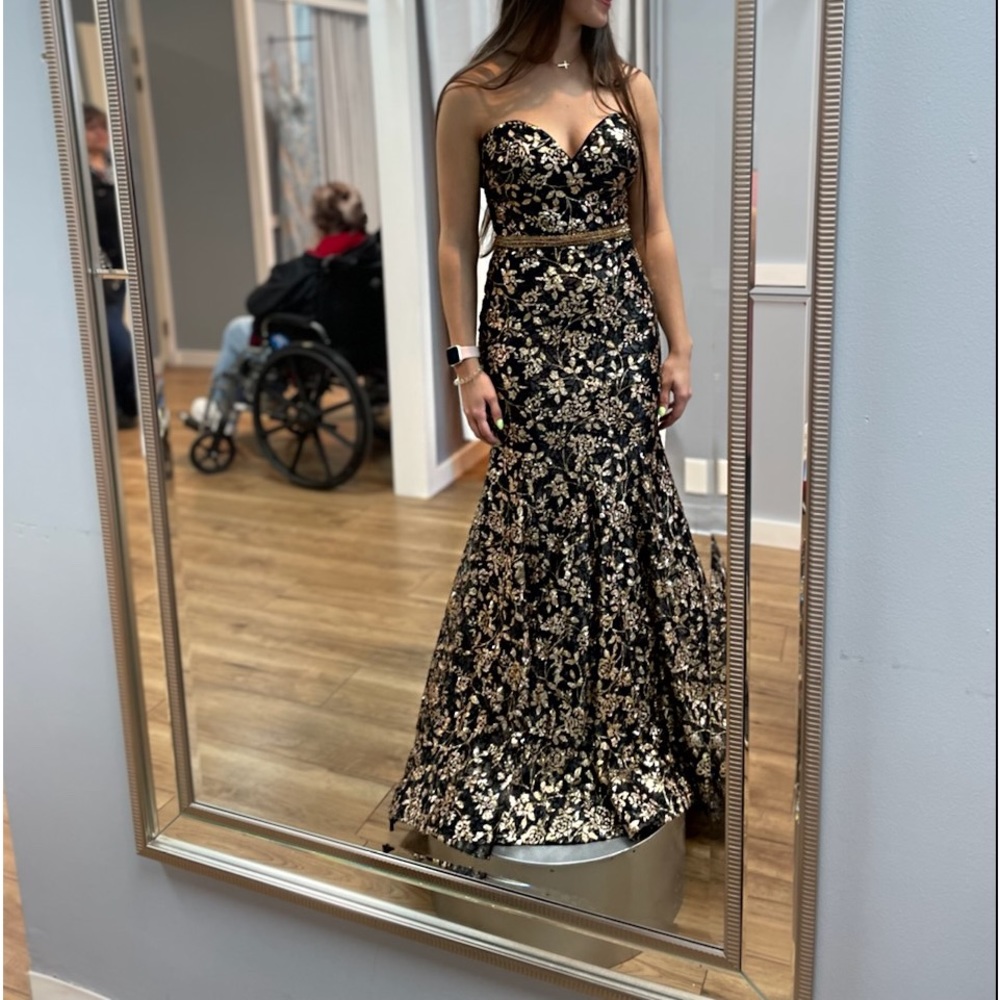 Prom Dress, floral pattern, Worn once, perfect condition.